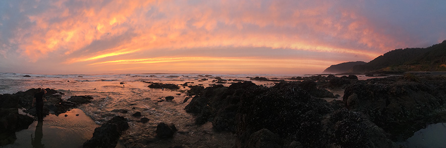image of oregon coast sunset by Jenna Sullivan